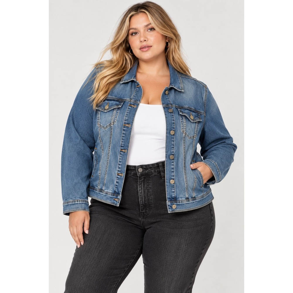 Torrid Women Denim Trucker Jacket 4X Blue Medium Wash Stretch Casual Classic